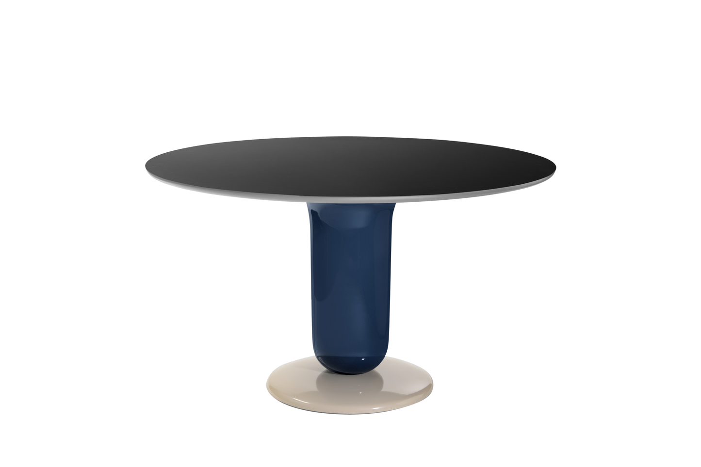 EXPLORER DINING TABLE ROUND